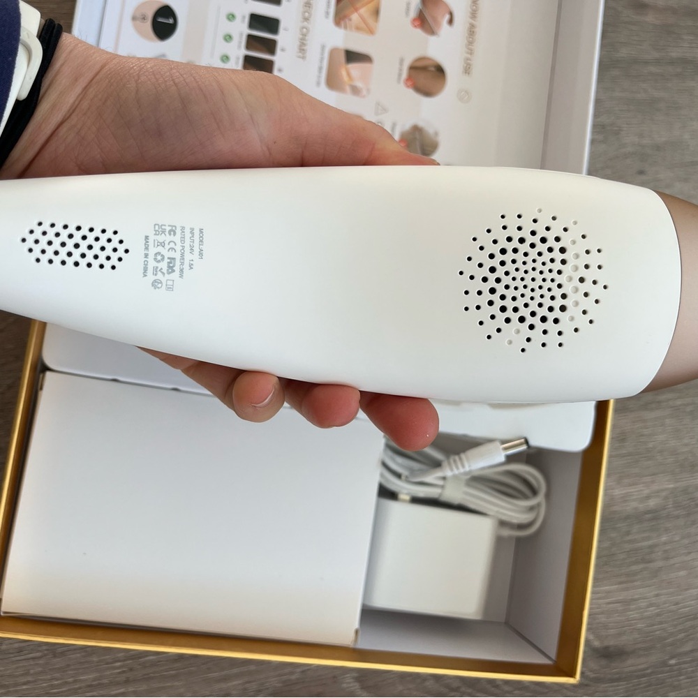 Hair Removal Device - Picture 3 of 3